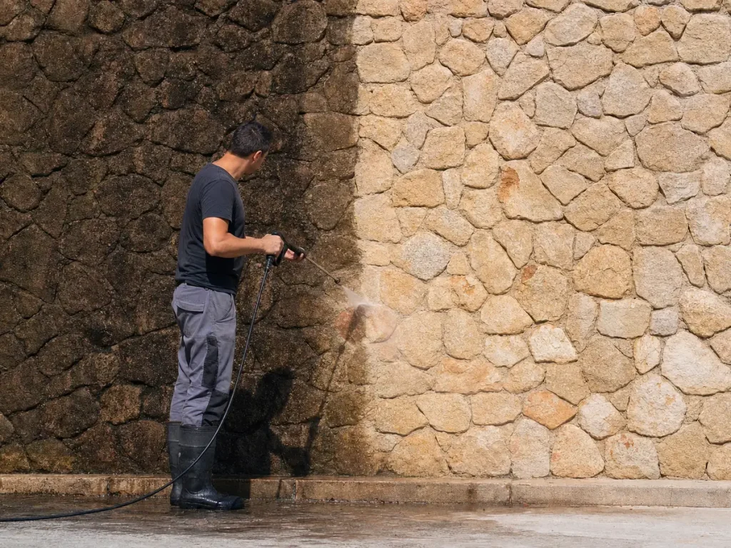 Chorro de arena o agua a presión — guía de Projectes Sastre, Mallorca